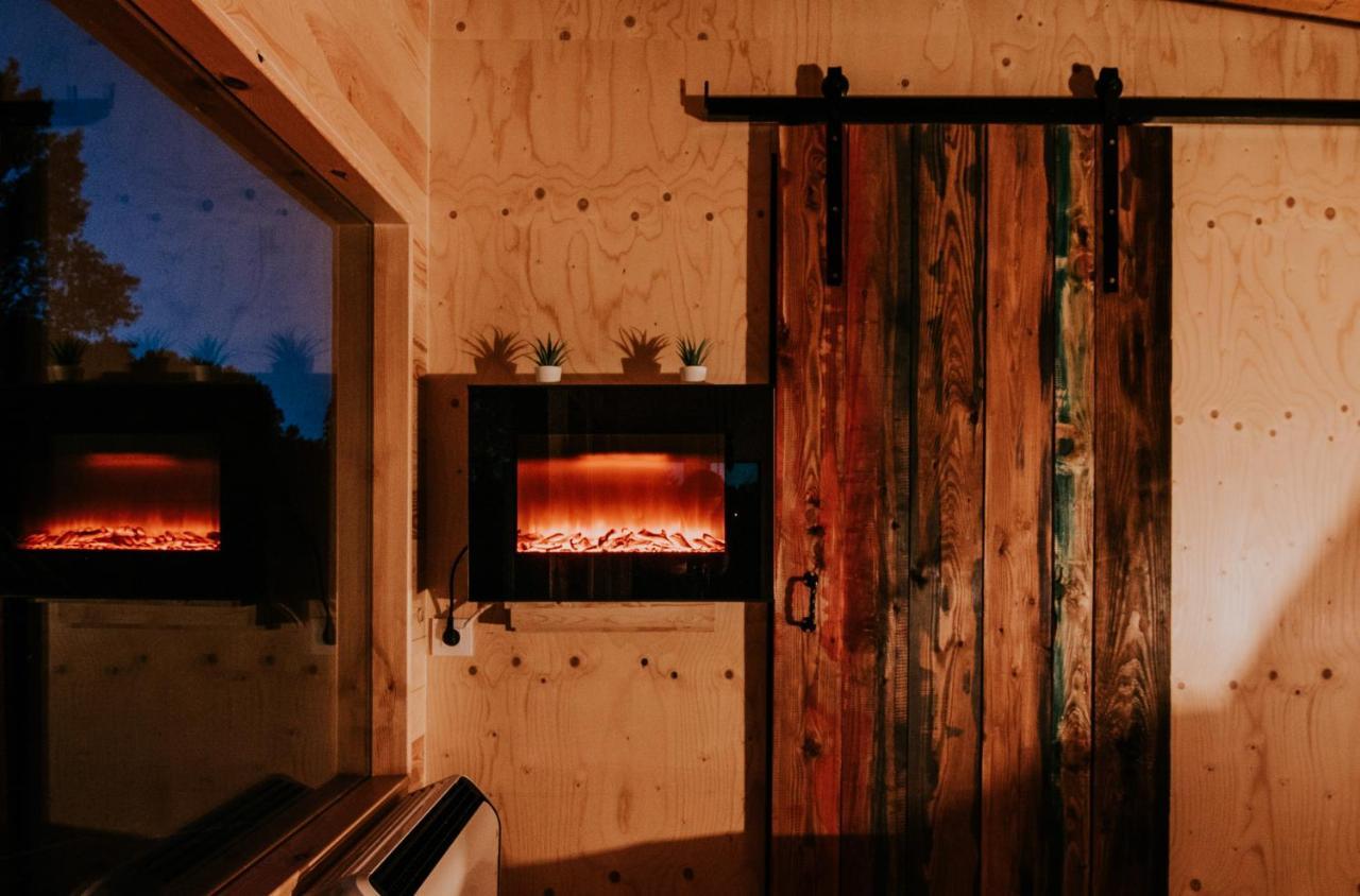 Bonita Cabana De Los Arboles En La Rioja , Durmiendo Entre Arboles Anguciana 外观 照片